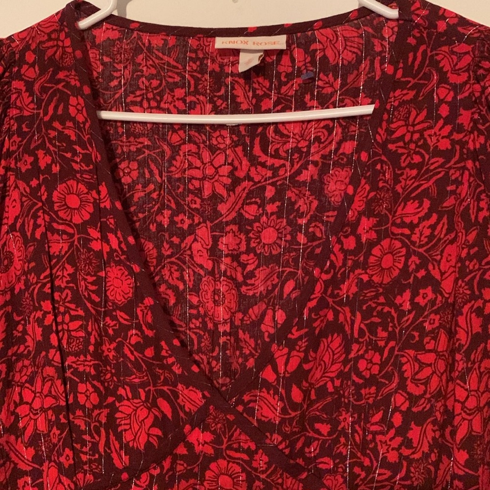 Knox Rose Tunic Blouse - Picture 2 of 8